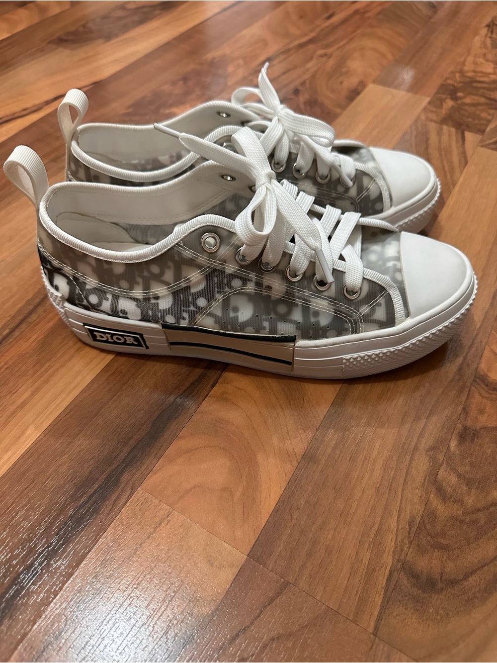 Unbranded Cute Logo ‘Dior Look’ Low-Top Sneakers Size 7